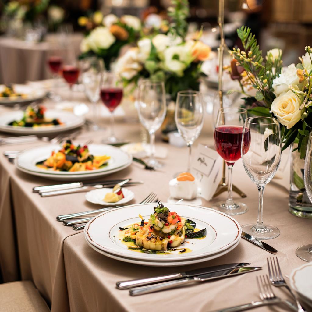 Профессиональный Кейтеринг: Волшебство, Превращающее События в незабываемые Праздники Вкуса и Стиля!